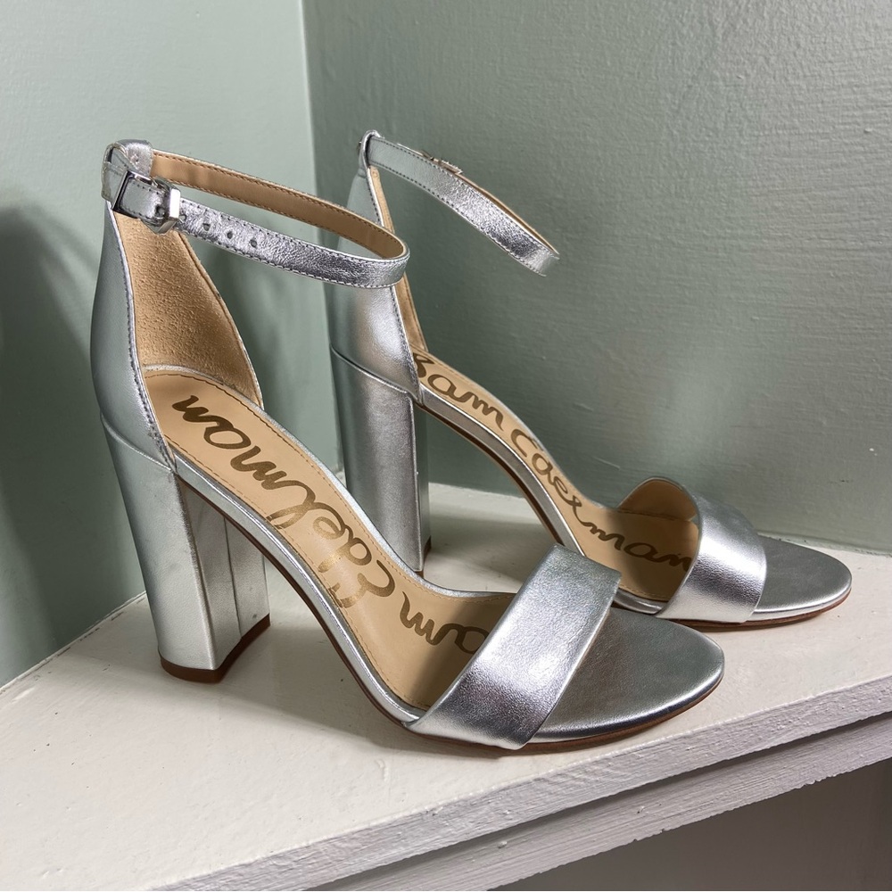 Sam Edelman Yaro Size 8 Metallic Silver Leather Block Heel High Heels Sandals